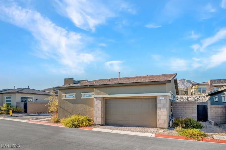925 Allister Fields Lane, Las Vegas, NV 89138 - Image #3