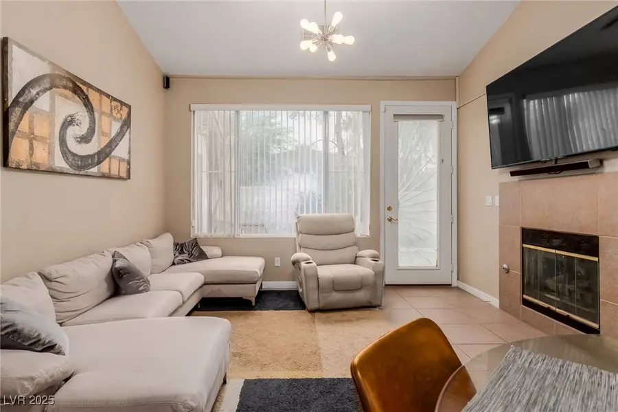 7708 Vista Hills Drive, Las Vegas, NV 89128 - Image #3