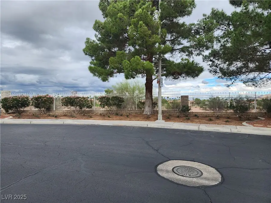 2138 Eaglepath Circle, Henderson, NV 89074 - Image #3
