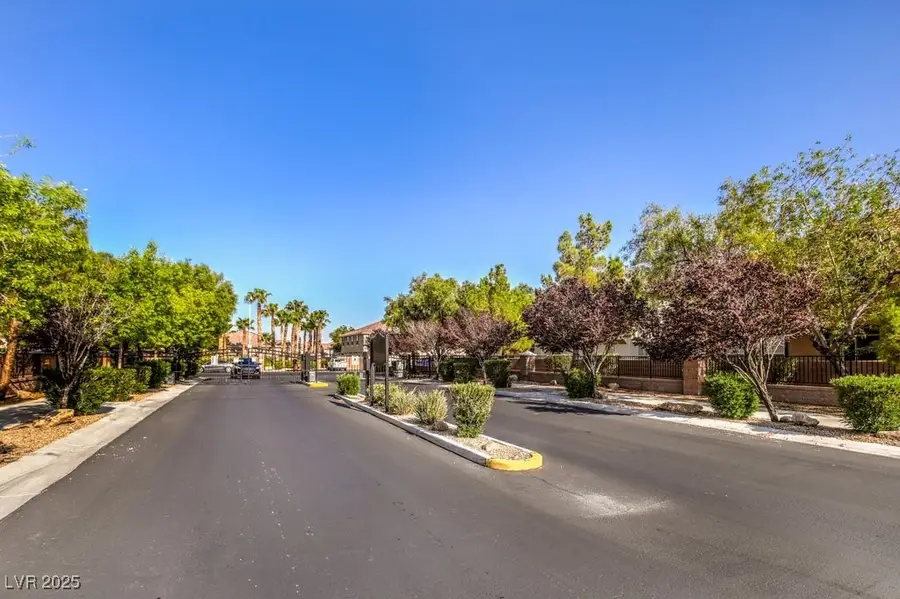 9116 Alpine Grove Avenue #102, Las Vegas, NV 89149 - Image #2