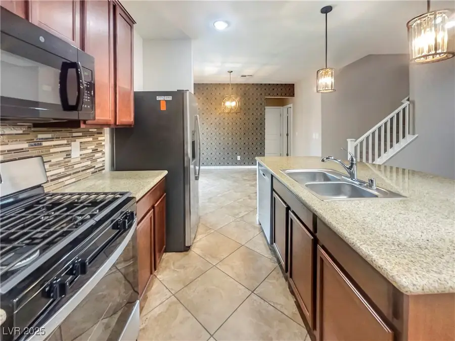 8680 Agate Avenue, Las Vegas, NV 89148 - Image #2