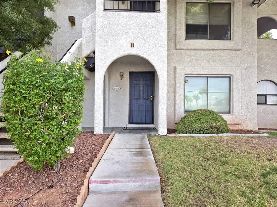 1400 Santa Margarita Street #B, Las Vegas, NV 89146 - Image #2