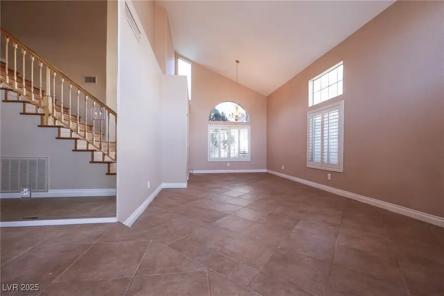 1829 Summit Pointe Drive, Las Vegas, NV 89117 - Image #3
