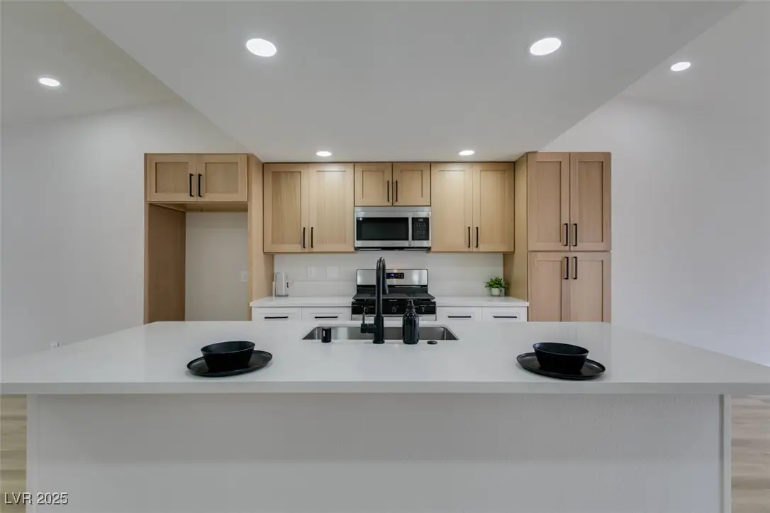 3165 Anacapa Way, Las Vegas, NV 89146 - Image #1