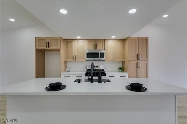 3165 Anacapa Way, Las Vegas, NV 89146