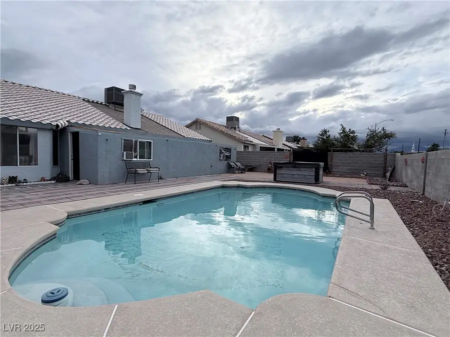 3004 Kenner Drive, North Las Vegas, NV 89032 - Image #2
