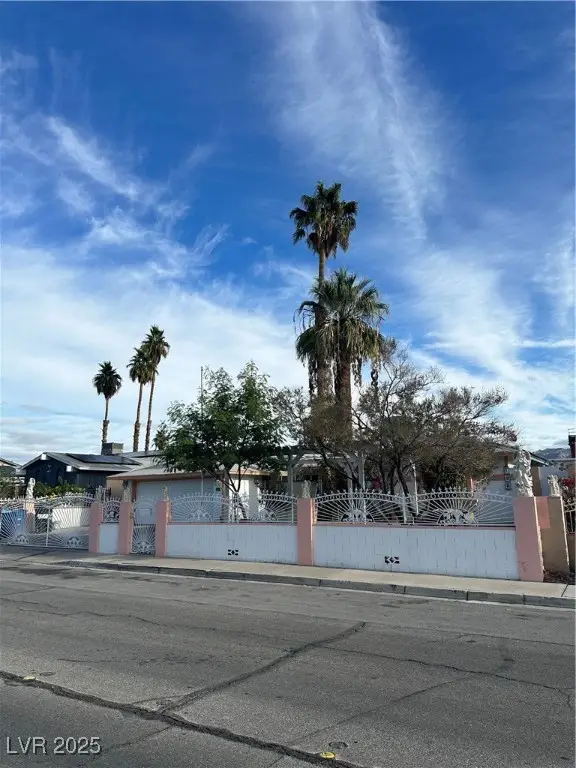 4138 Sheppard Drive, Las Vegas, NV 89121 - Image #2