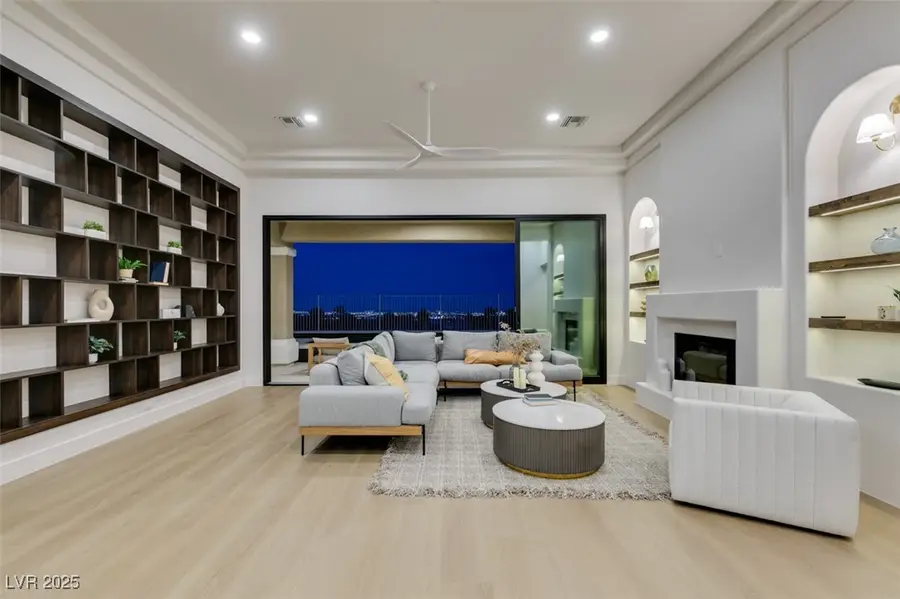 2104 Hot Oak Ridge Street, Las Vegas, NV 89134 - Image #2