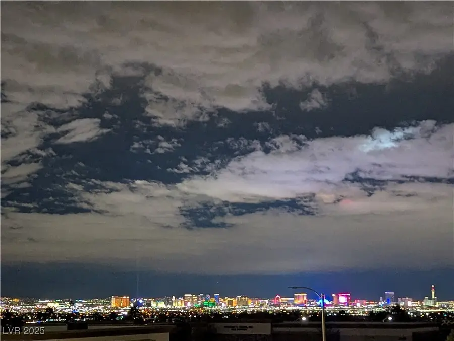 2305 W Horizon Ridge Parkway #224, Henderson, NV 89052 - Image #2