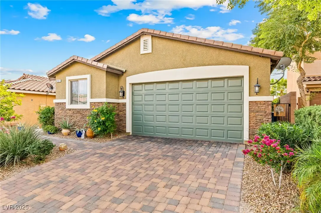 2061 Alki Beach Avenue, Laughlin, NV 89029 - Image #1