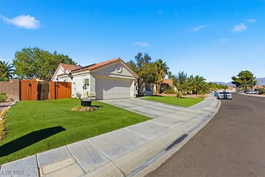 4701 Victoria Beach Way, Las Vegas, NV 89130 - Image #3