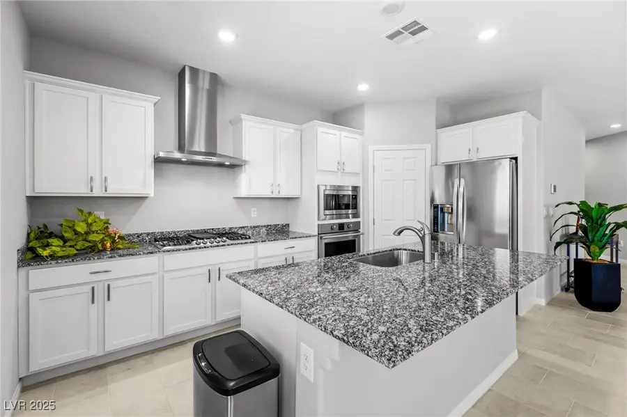 4211 Klarissa Avenue, North Las Vegas, NV 89084 - Image #2