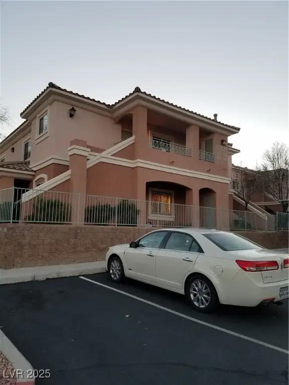 10525 Autumn Pine Avenue #205, Las Vegas, NV 89144 - Image #2