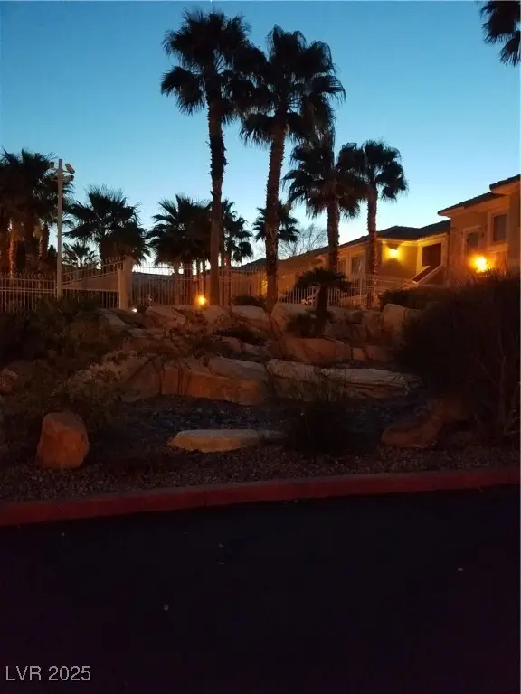 10525 Autumn Pine Avenue #205, Las Vegas, NV 89144 - Image #3