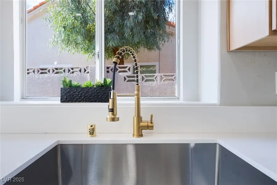 1937 Fan Fare Drive, North Las Vegas, NV 89032 - Image #2