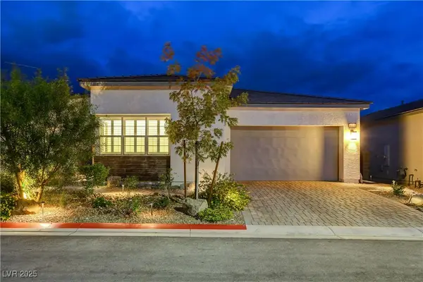 9021 Skye Treeline Street, Las Vegas, NV 89166