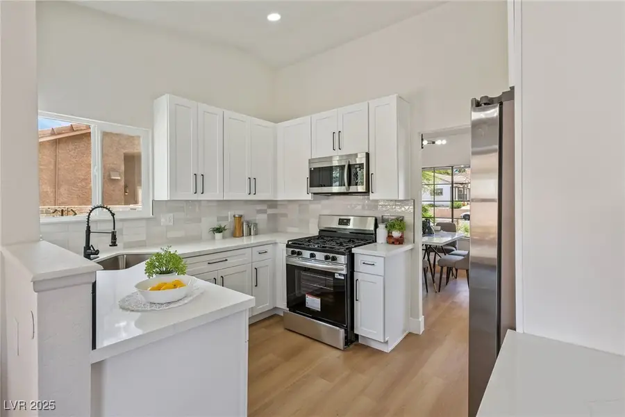 2854 Mahogany Grove Avenue, Henderson, NV 89074 - Image #2
