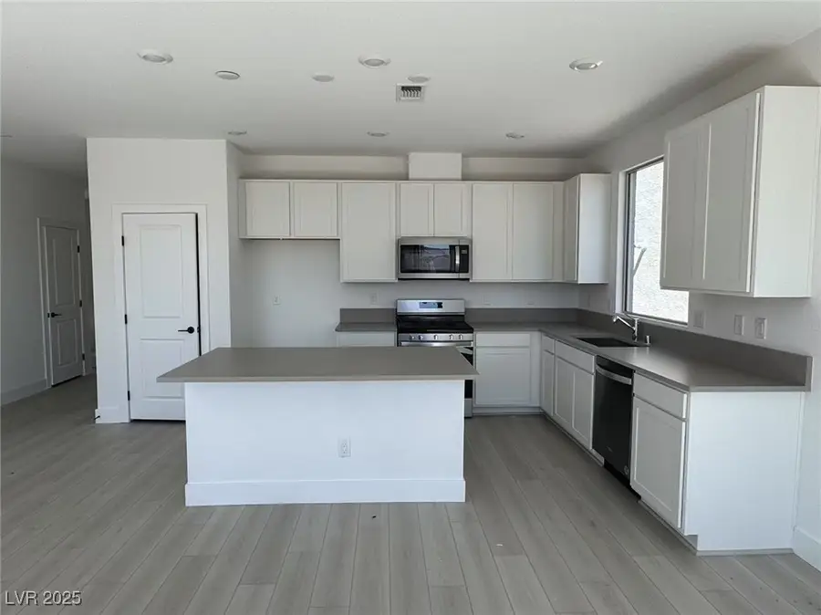 5773 Avondale Rise Way, Las Vegas, NV 89141 - Image #3