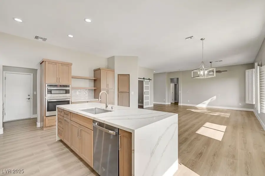 9937 Villa Ridge Drive, Las Vegas, NV 89134 - Image #3