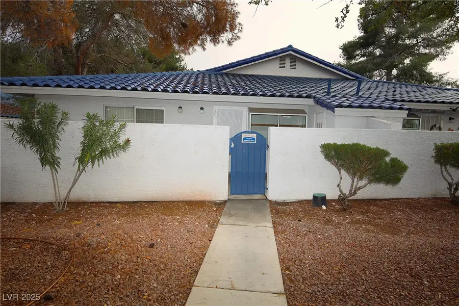 2112 Willowbury Drive #B, Las Vegas, NV 89108 - Image #2