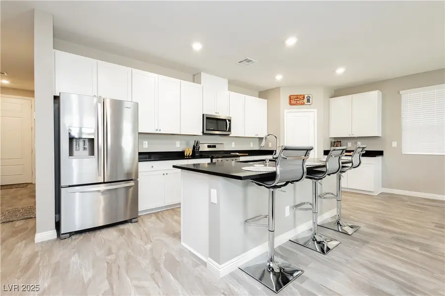 882 Cherry Glen Place, Las Vegas, NV 89138 - Image #2