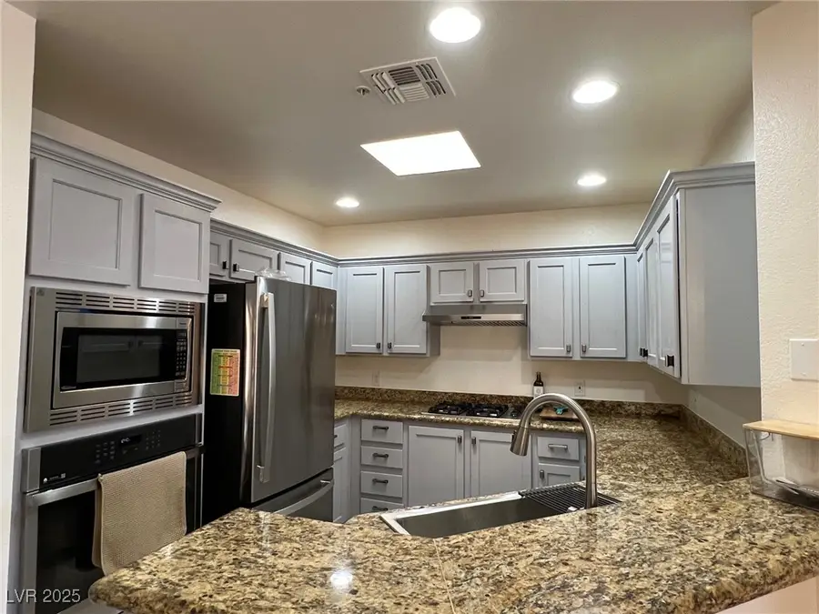 47 E Agate Avenue #509, Las Vegas, NV 89123 - Image #2