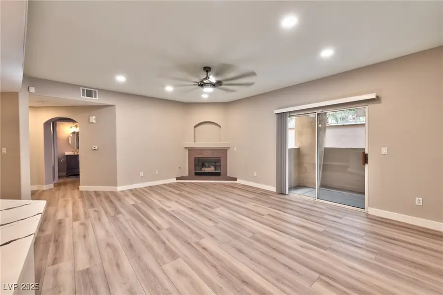 2050 W Warm Springs Road #312, Henderson, NV 89014 - Image #2