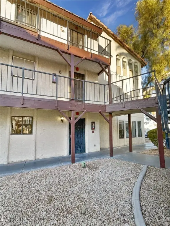 2080 Karen Avenue #49, Las Vegas, NV 89169 - Image #1