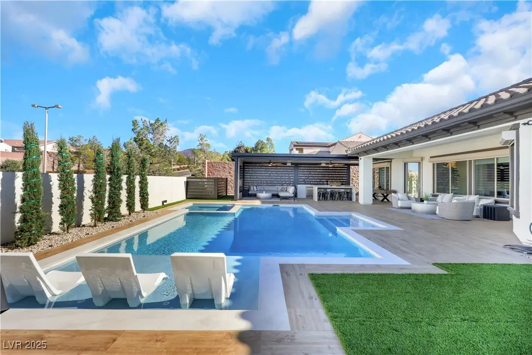 2460 Chateau Napoleon Drive, Henderson, NV 89044 - Image #1