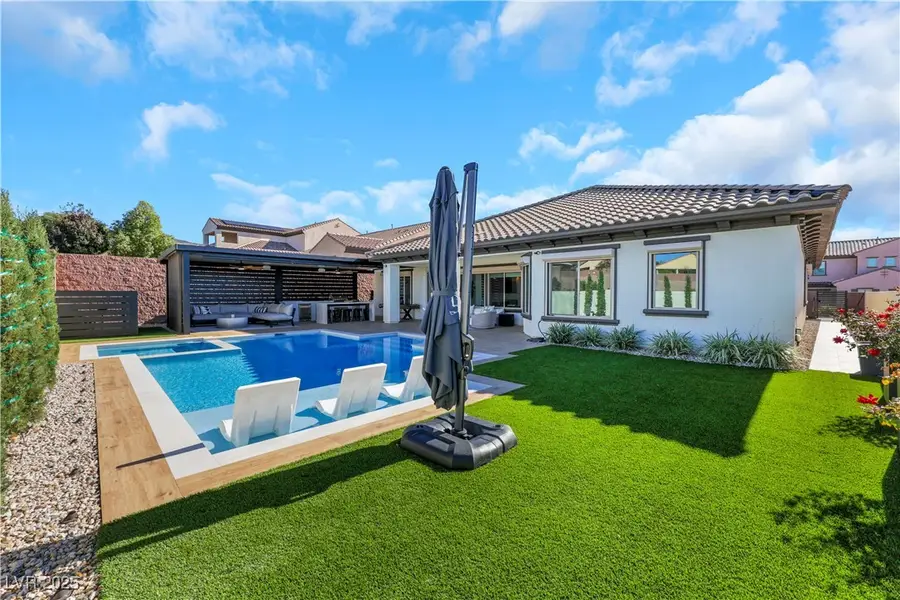 2460 Chateau Napoleon Drive, Henderson, NV 89044 - Image #3