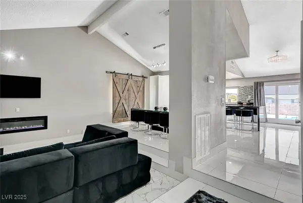 6352 Peppermill Drive, Las Vegas, NV 89146