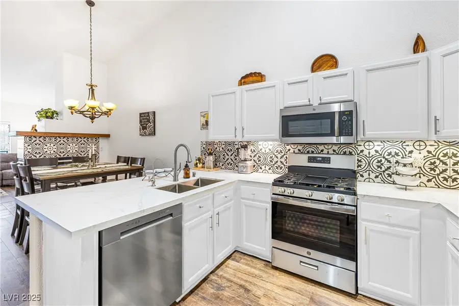 2053 Gravel Hill Street #203, Las Vegas, NV 89117 - Image #2