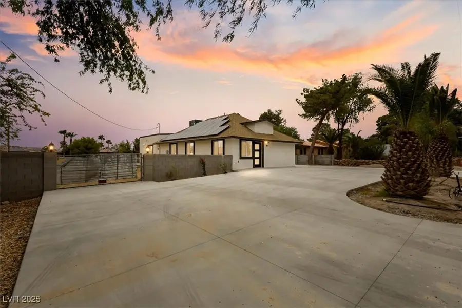 7724 Rancho Destino Road, Las Vegas, NV 89123 - Image #2