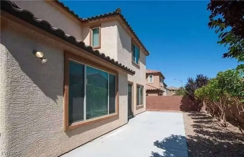 7659 Dewy Falls Avenue, Las Vegas, NV 89179 - Image #3