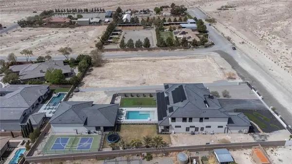 6265 Iron Mountain Road, Las Vegas, NV 89131