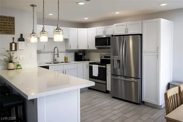 7905 Esterbrook Way #102, Las Vegas, NV 89128