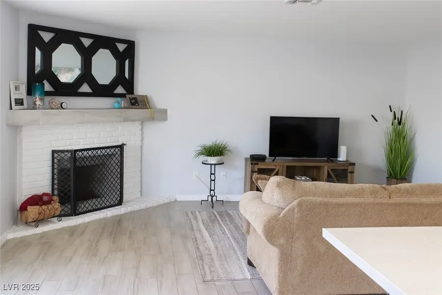 7905 Esterbrook Way #102, Las Vegas, NV 89128 - Image #2