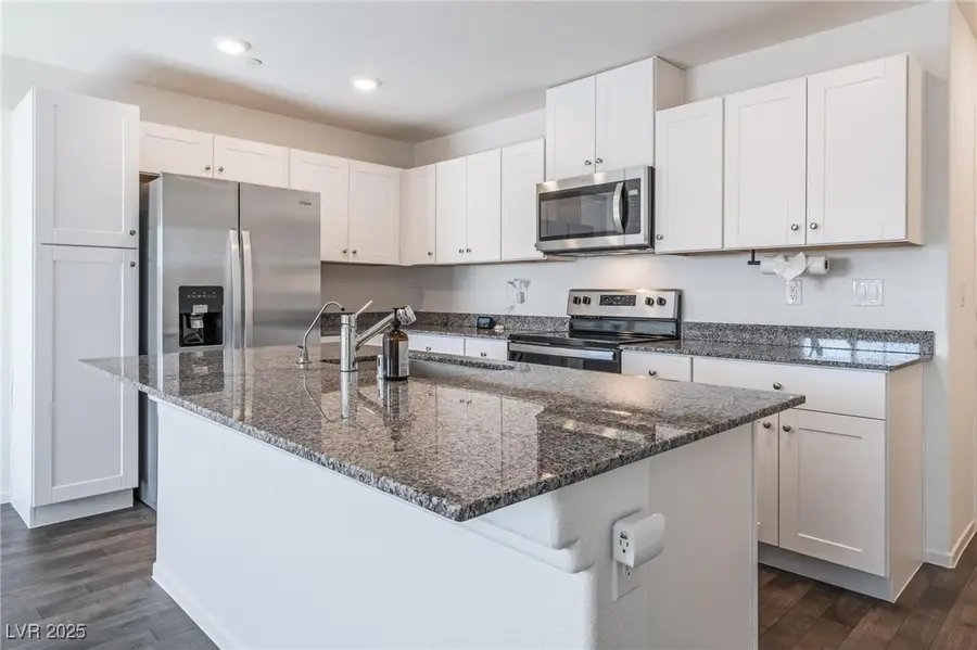 7957 Whisper Words Avenue, Las Vegas, NV 89113 - Image #2