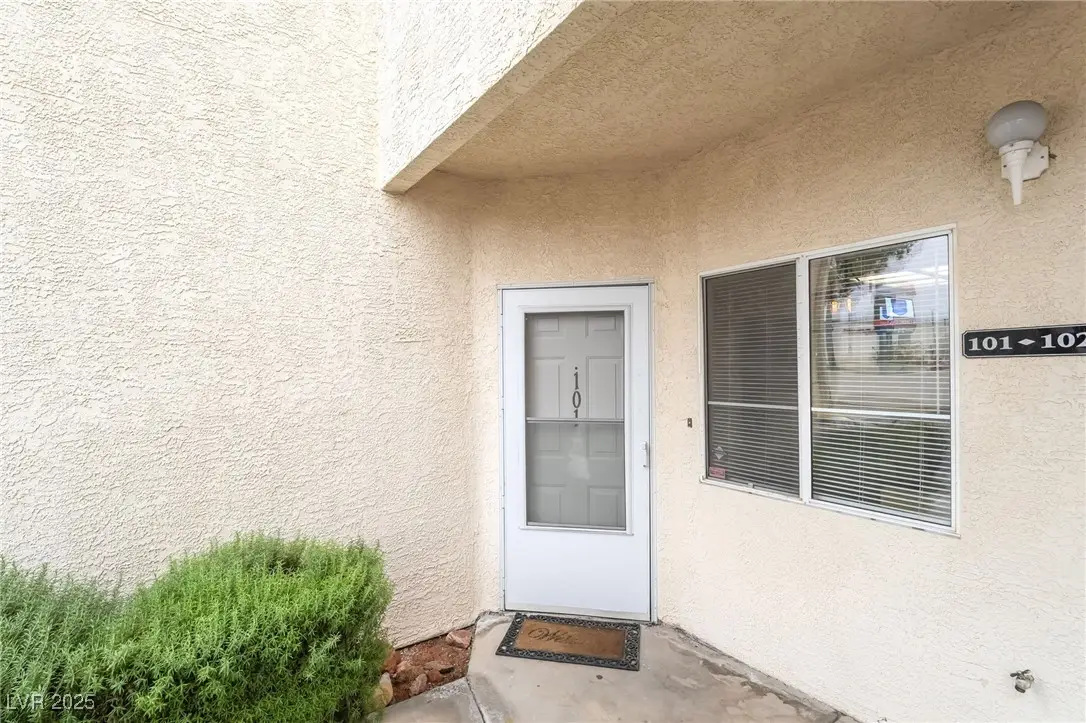 3320 S Fort Apache Road #101, Las Vegas, NV 89117 - Image #1