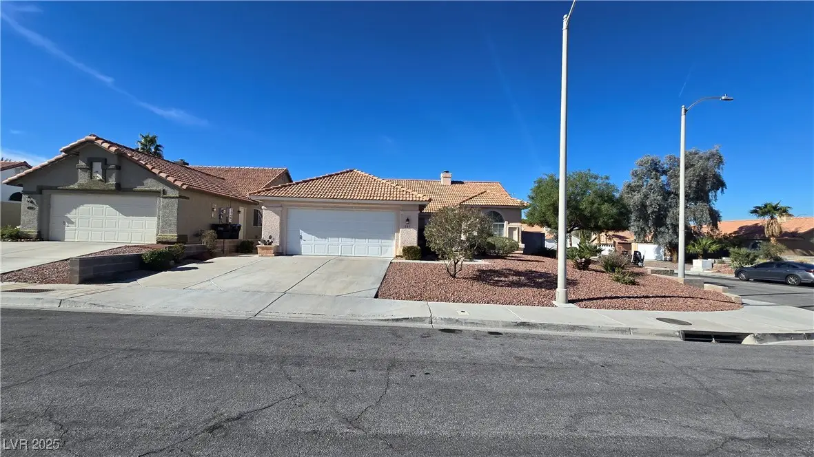 185 Deanna Way, Henderson, NV 89074 - Image #1