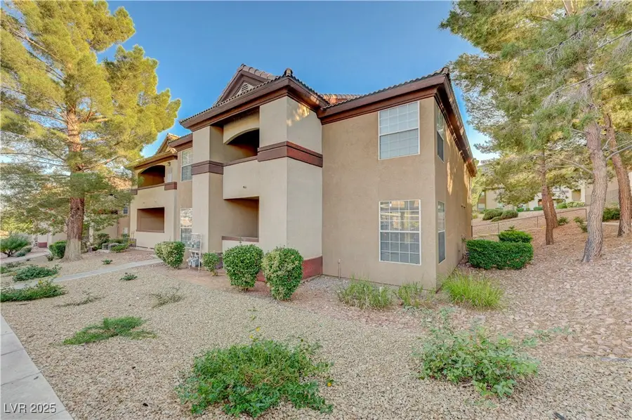 231 W Horizon Ridge Parkway #2117, Henderson, NV 89012 - Image #2