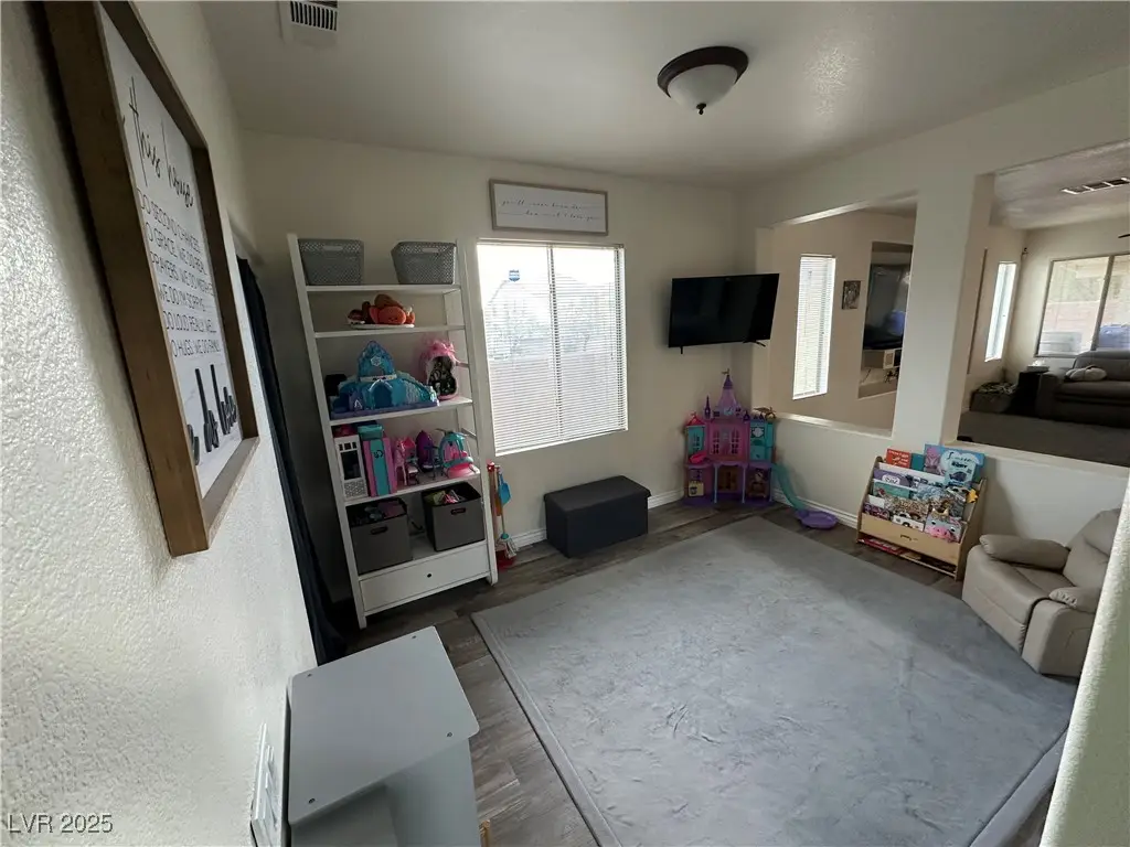 2929 Salado Creek Avenue, North Las Vegas, NV 89081 - Image #1