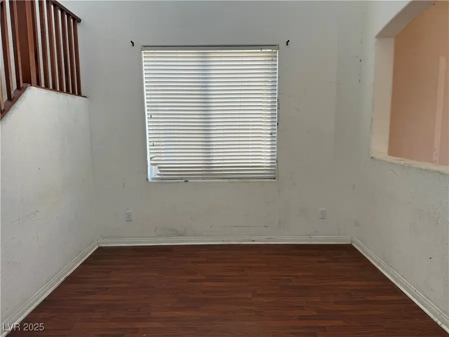 5221 Mountain Garland Lane, North Las Vegas, NV 89081 - Image #3