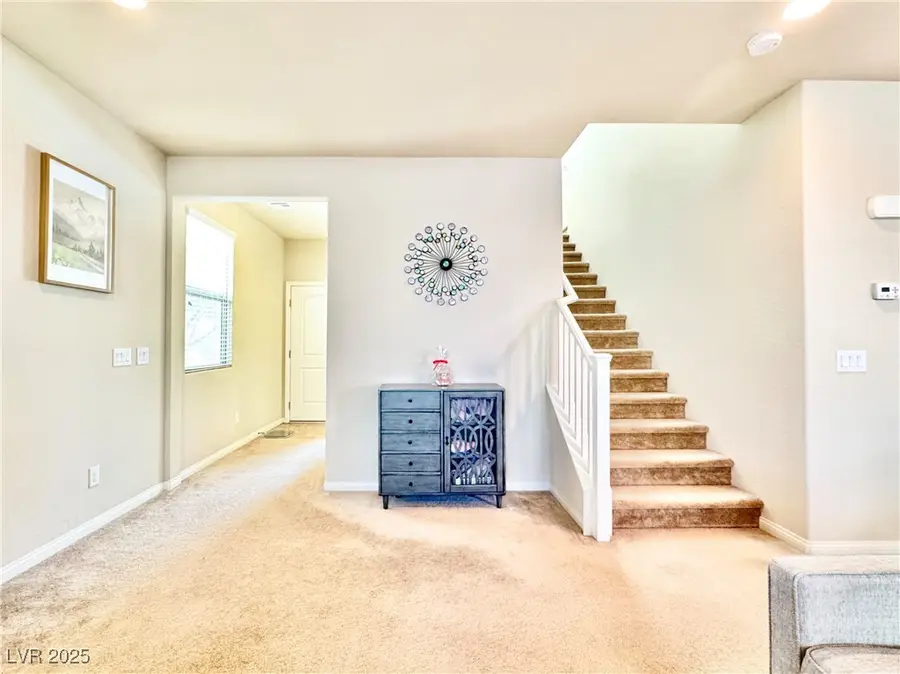 8938 Whitten Park Avenue, Las Vegas, NV 89148 - Image #2