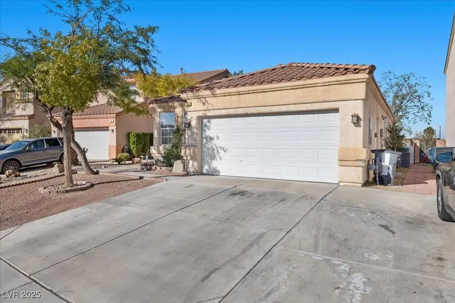 94 Willow Dove Avenue, Las Vegas, NV 89123 - Image #2