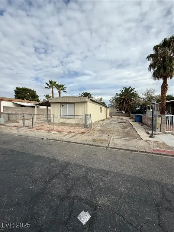 3652 Allegheny Drive, Las Vegas, NV 89122
