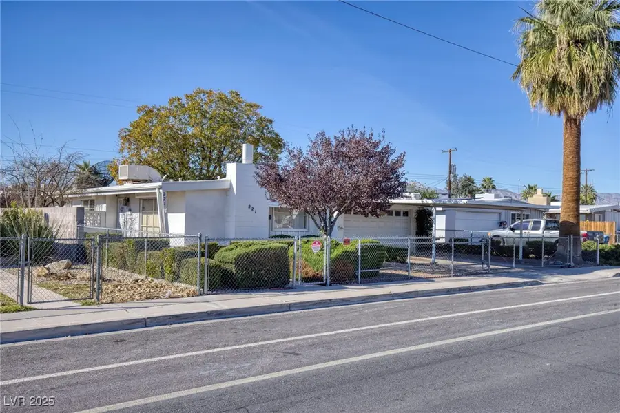 221 Upland Boulevard, Las Vegas, NV 89107 - Image #3