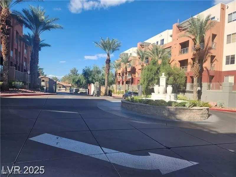 15 E Agate Avenue #304, Las Vegas, NV 89123 - Image #3