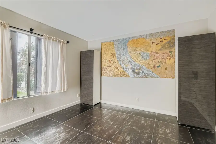 5903 Bromley Avenue, Las Vegas, NV 89107 - Image #3