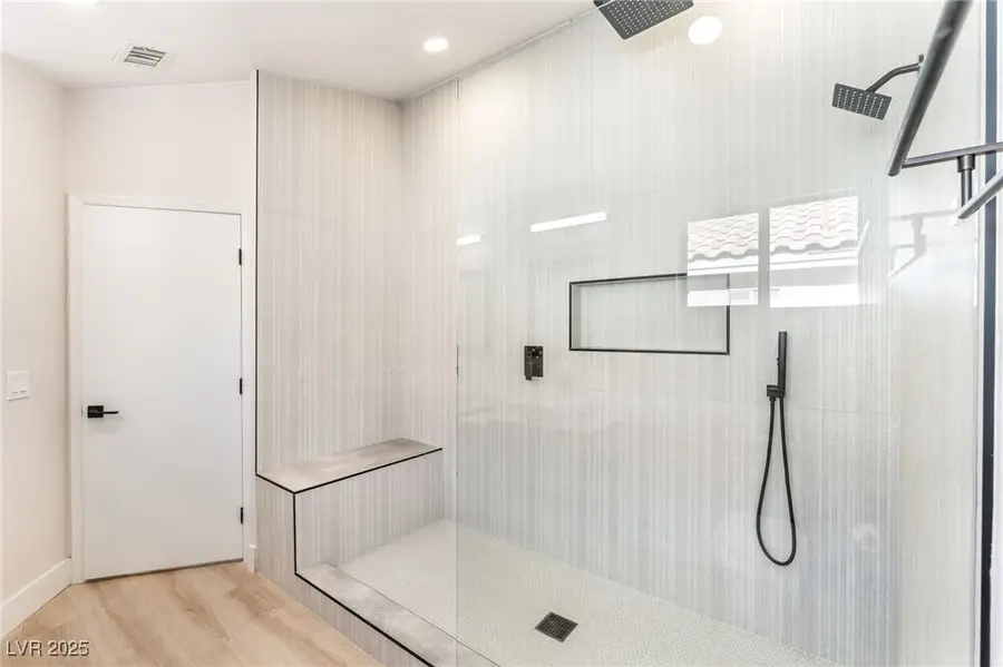 2432 Ginger Lily Lane, Las Vegas, NV 89134 - Image #2